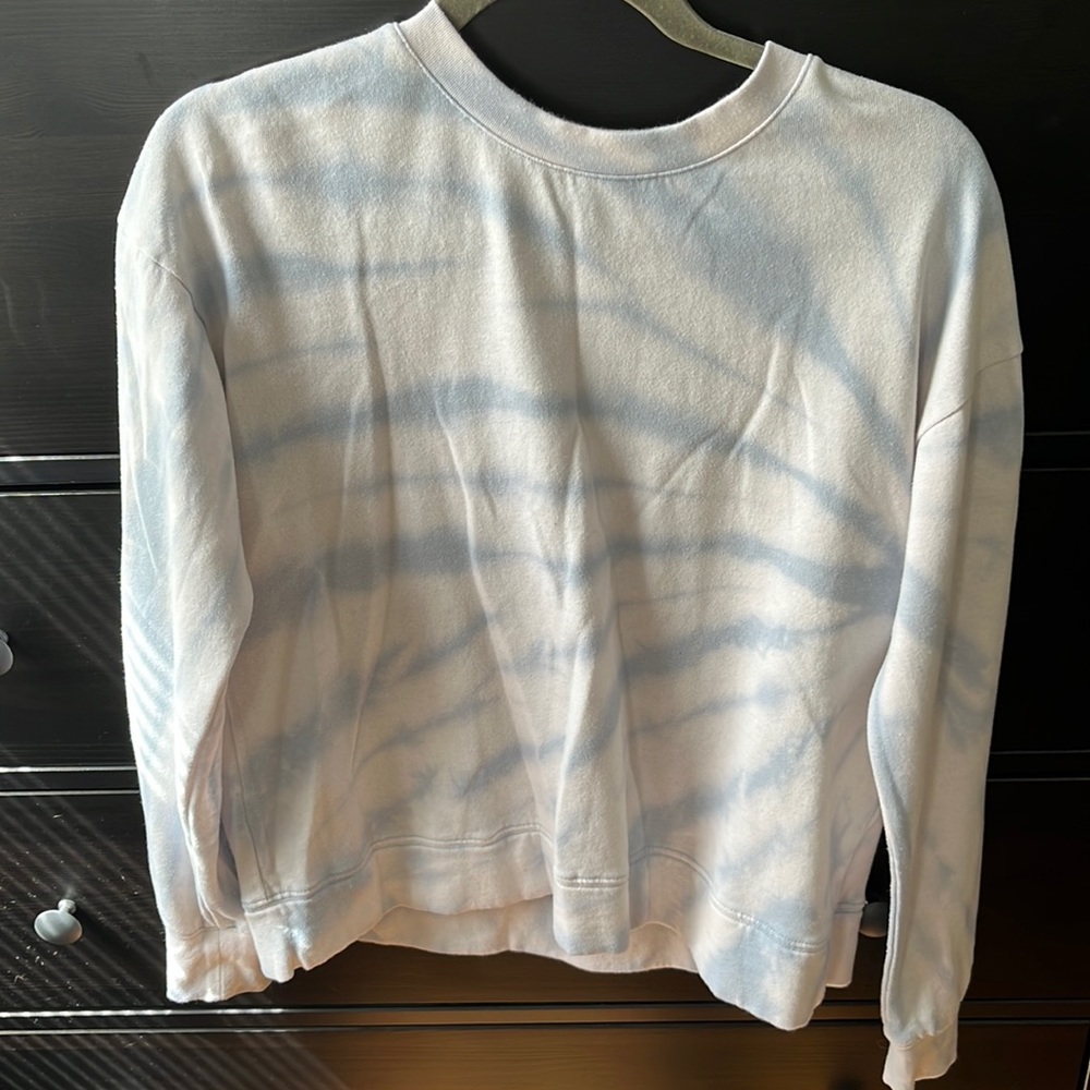 Splended women’s XS sweatshirt, blue and white tie dye